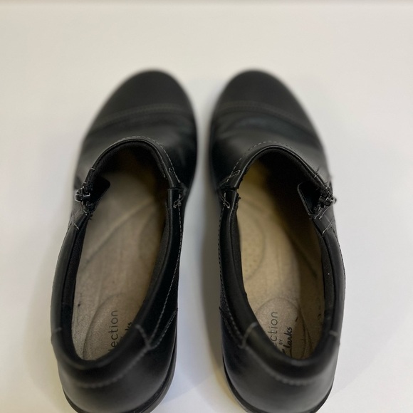 Clarks Cora Giny Black Leather Casual Loafers Size 8.5 - Picture 8 of 15